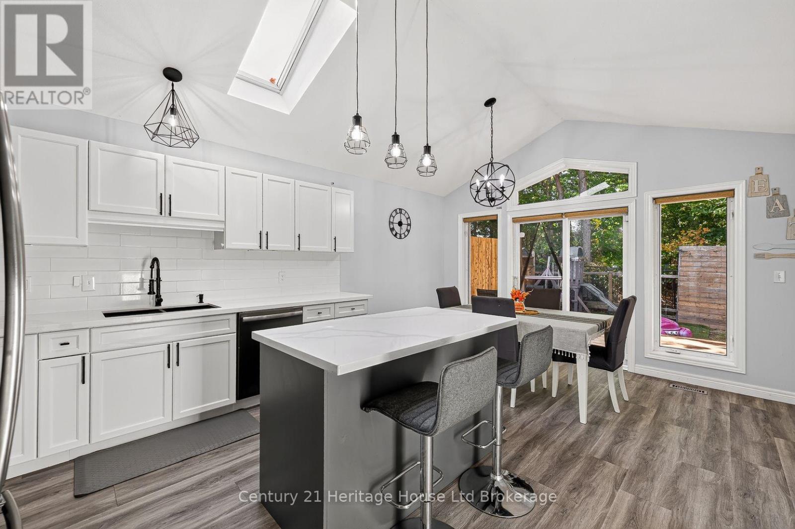 10 Potters Way, Woodstock (Woodstock - South), Ontario  N4S 8Z5 - Photo 16 - X14084264