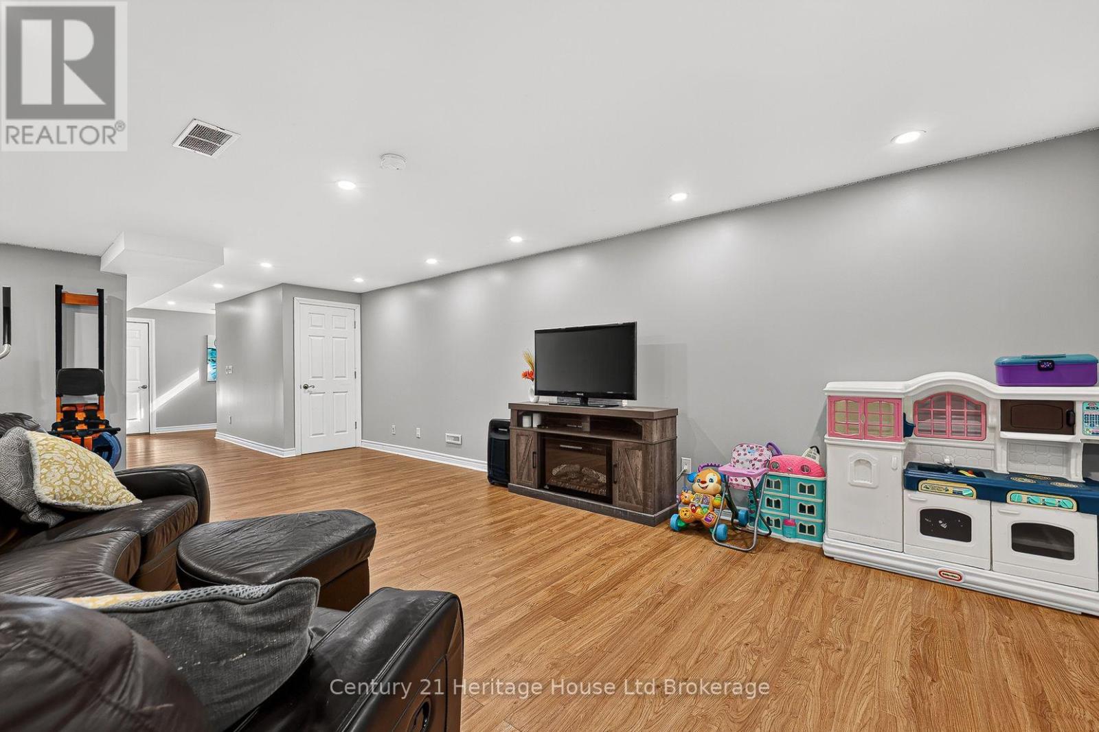 10 Potters Way, Woodstock (Woodstock - South), Ontario  N4S 8Z5 - Photo 30 - X14084264