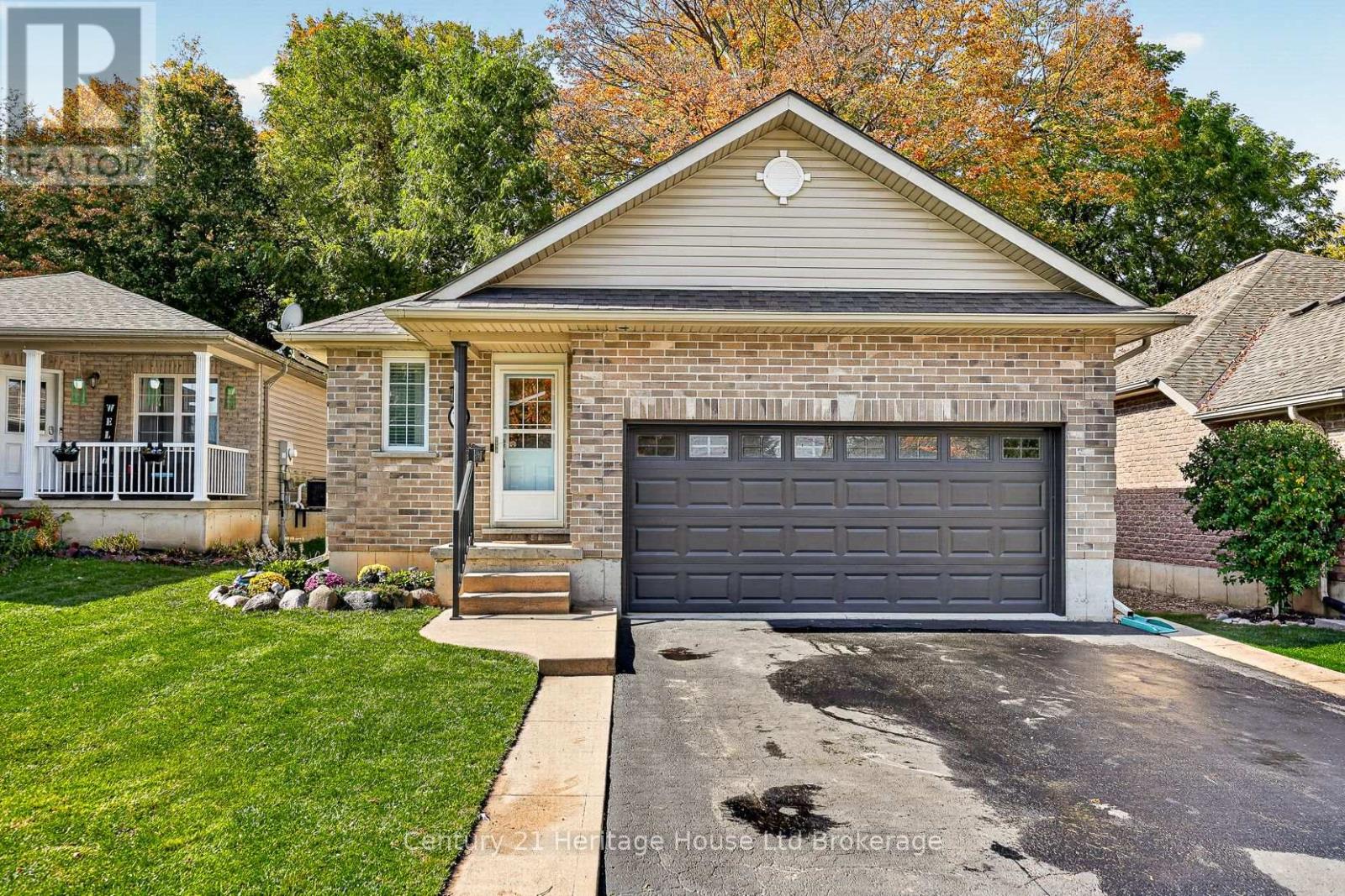 10 Potters Way, Woodstock (Woodstock - South), Ontario  N4S 8Z5 - Photo 7 - X14084264