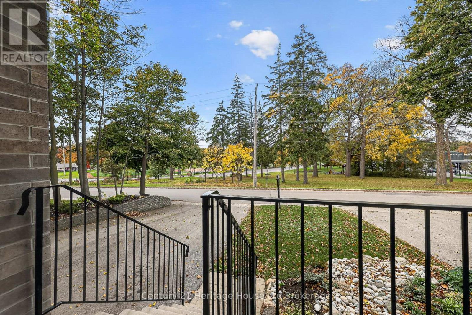 205 Victoria Street S, Woodstock (Woodstock - South), Ontario  N4S 3K3 - Photo 9 - X14087002