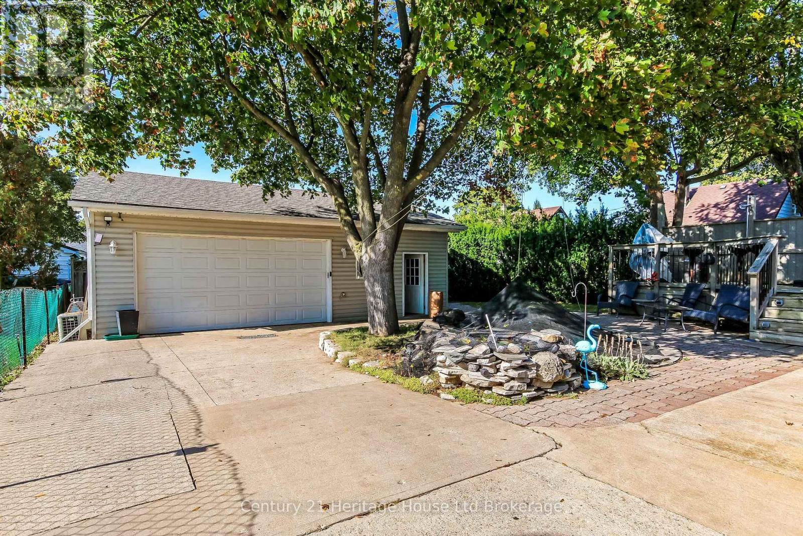 36 Alexander Drive, Brantford, Ontario  N3T 5C5 - Photo 17 - X14087410