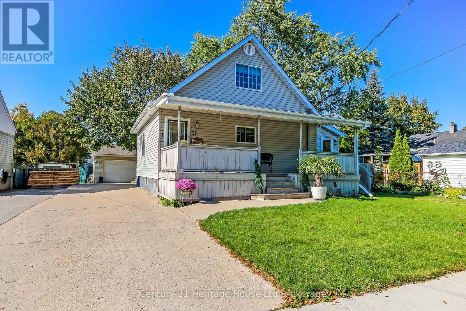 36 Alexander Drive, Brantford, Ontario  N3T 5C5 - Photo 2 - X14087410
