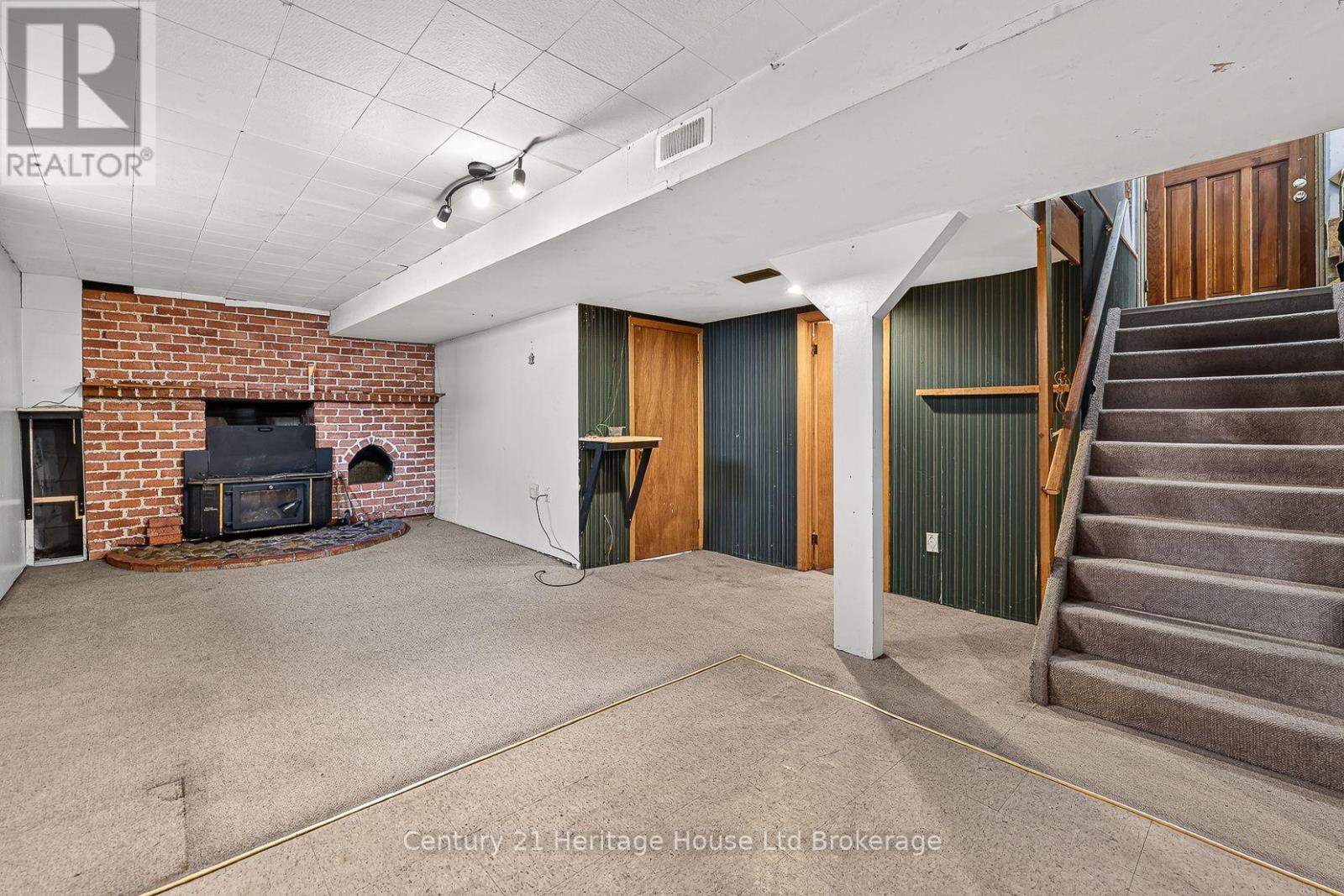 136 Dover Street, Woodstock (Woodstock - South), Ontario  N4S 3M1 - Photo 4 - X14088072