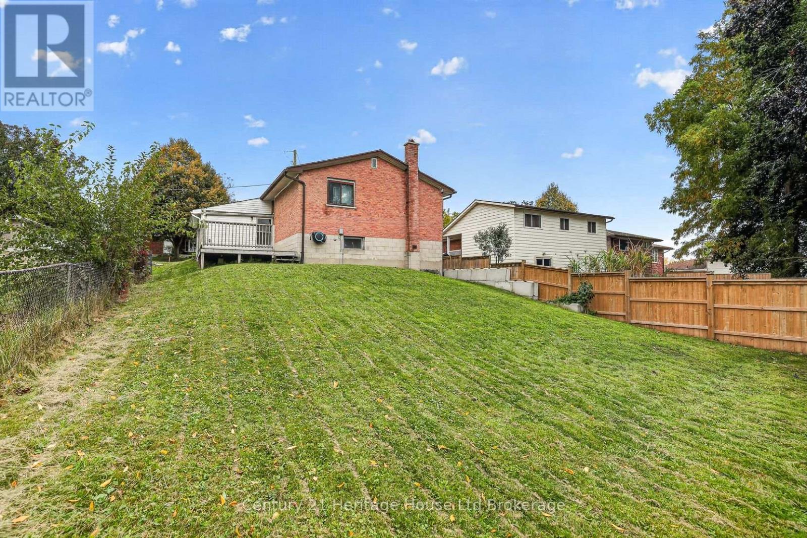 136 Dover Street, Woodstock (Woodstock - South), Ontario  N4S 3M1 - Photo 5 - X14088072
