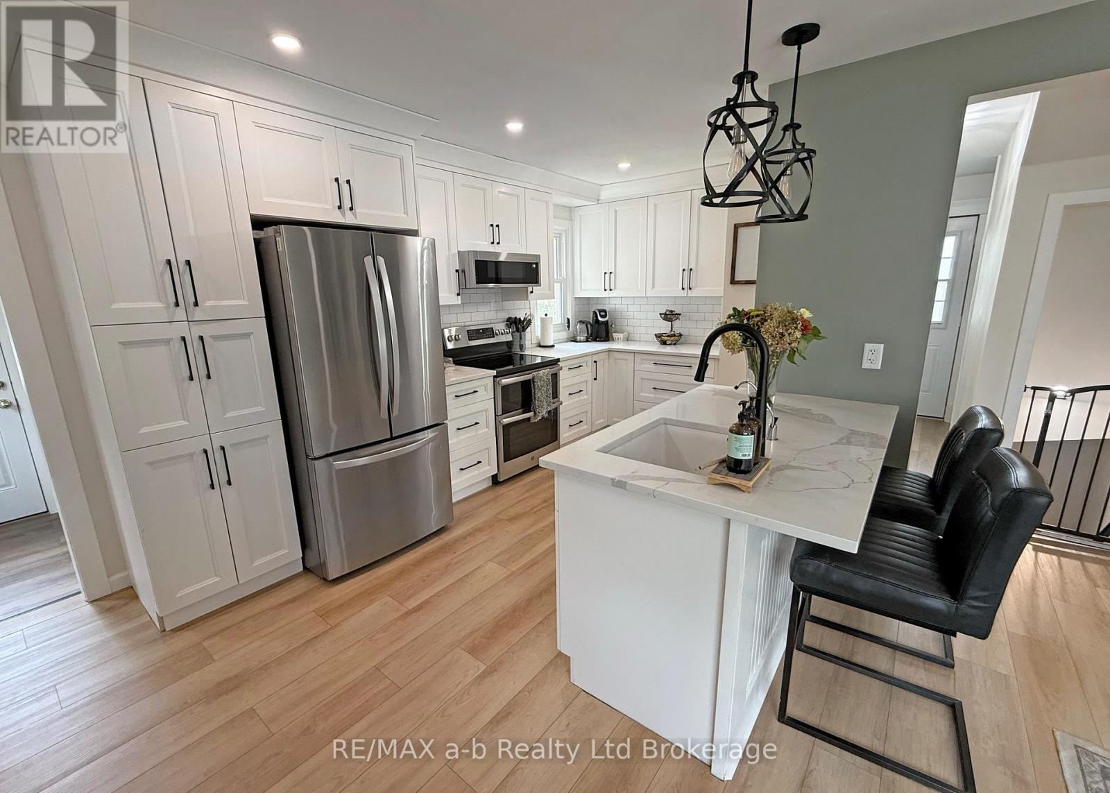 357 Knightsbridge Road, Woodstock (Woodstock - North), Ontario  N4S 7C8 - Photo 10 - X14090118