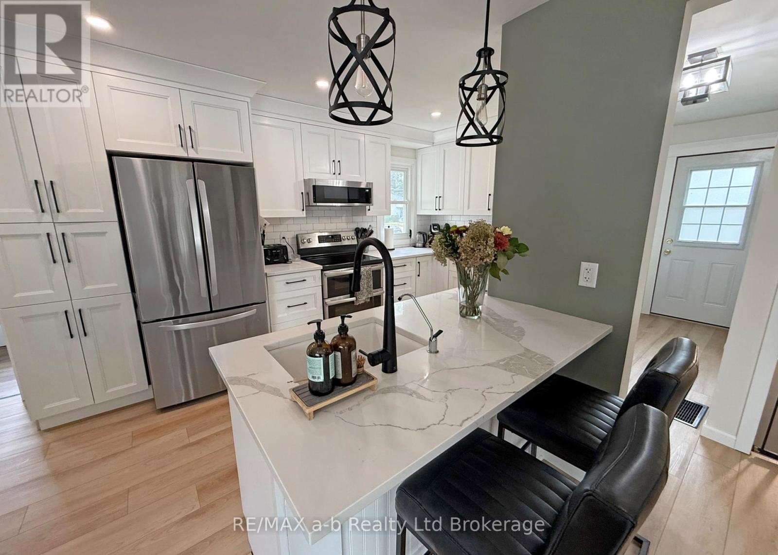 357 Knightsbridge Road, Woodstock (Woodstock - North), Ontario  N4S 7C8 - Photo 15 - X14090118