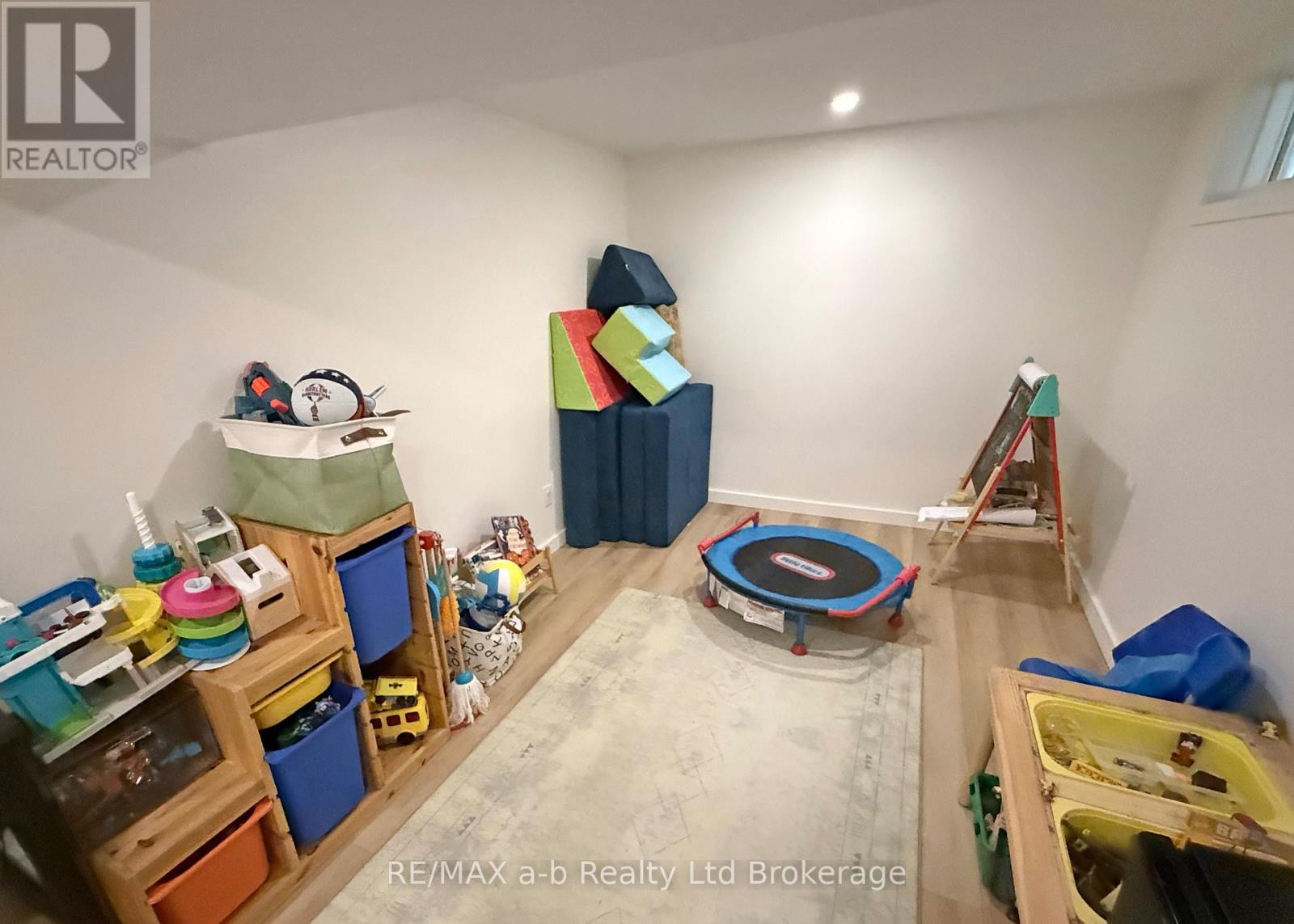 357 Knightsbridge Road, Woodstock (Woodstock - North), Ontario  N4S 7C8 - Photo 32 - X14090118