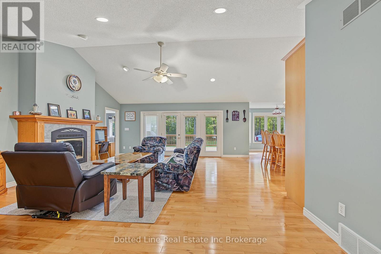 1324 Mall Road, Norfolk, Ontario  N4G 4G7 - Photo 13 - X14092260