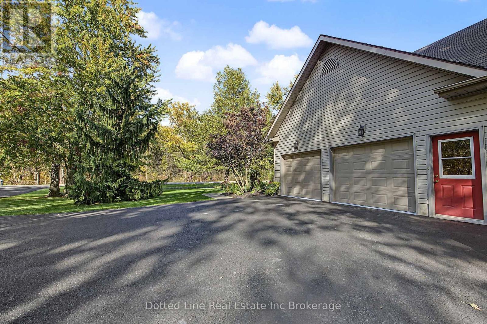 1324 Mall Road, Norfolk, Ontario  N4G 4G7 - Photo 2 - X14092260
