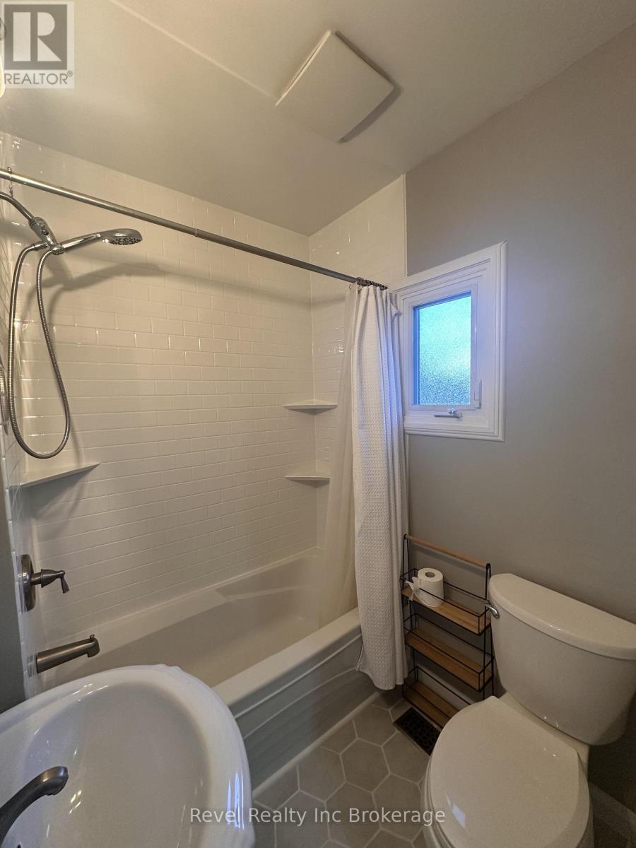 162 Brisbin Street, London East (East M), Ontario  N5Z 2M1 - Photo 15 - X14095388
