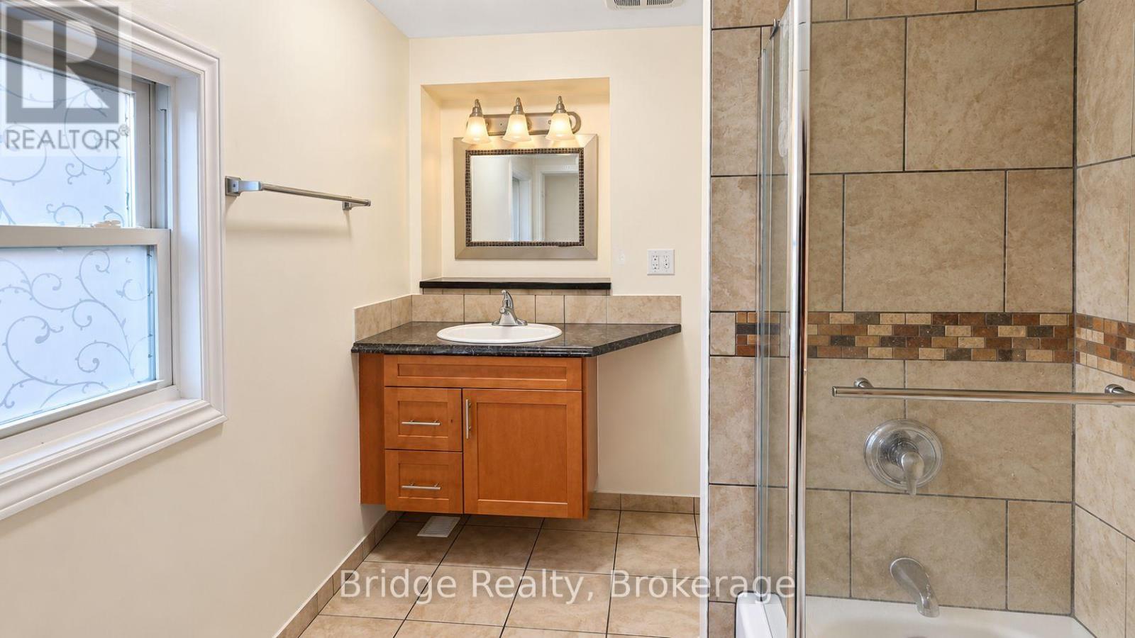 497 Simcoe Street, London East (East K), Ontario  N6B 1K3 - Photo 14 - X14096332