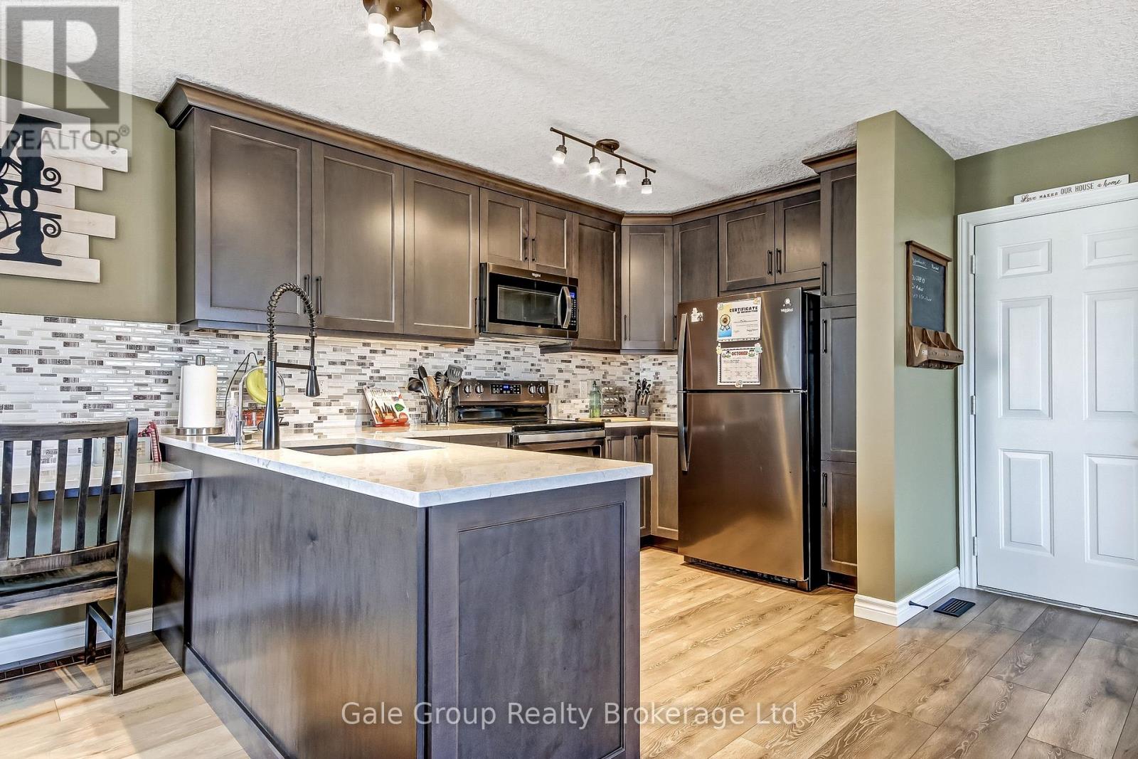 769 Southwood Way, Woodstock (Woodstock - South), Ontario  N4V 1G5 - Photo 8 - X14099264